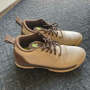 Kujo Yardware landscaping work shoes